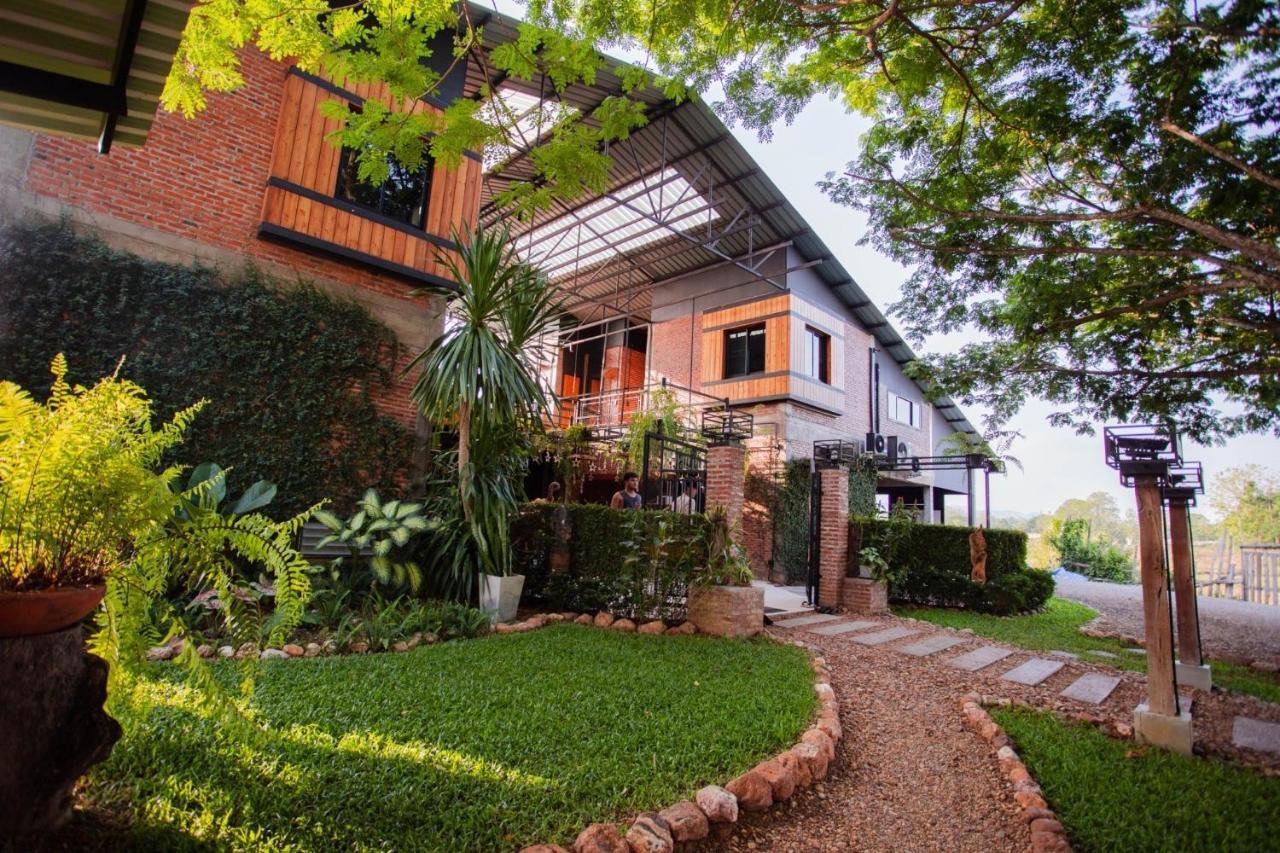 Apartamento Suanglangna Phrae Exterior foto