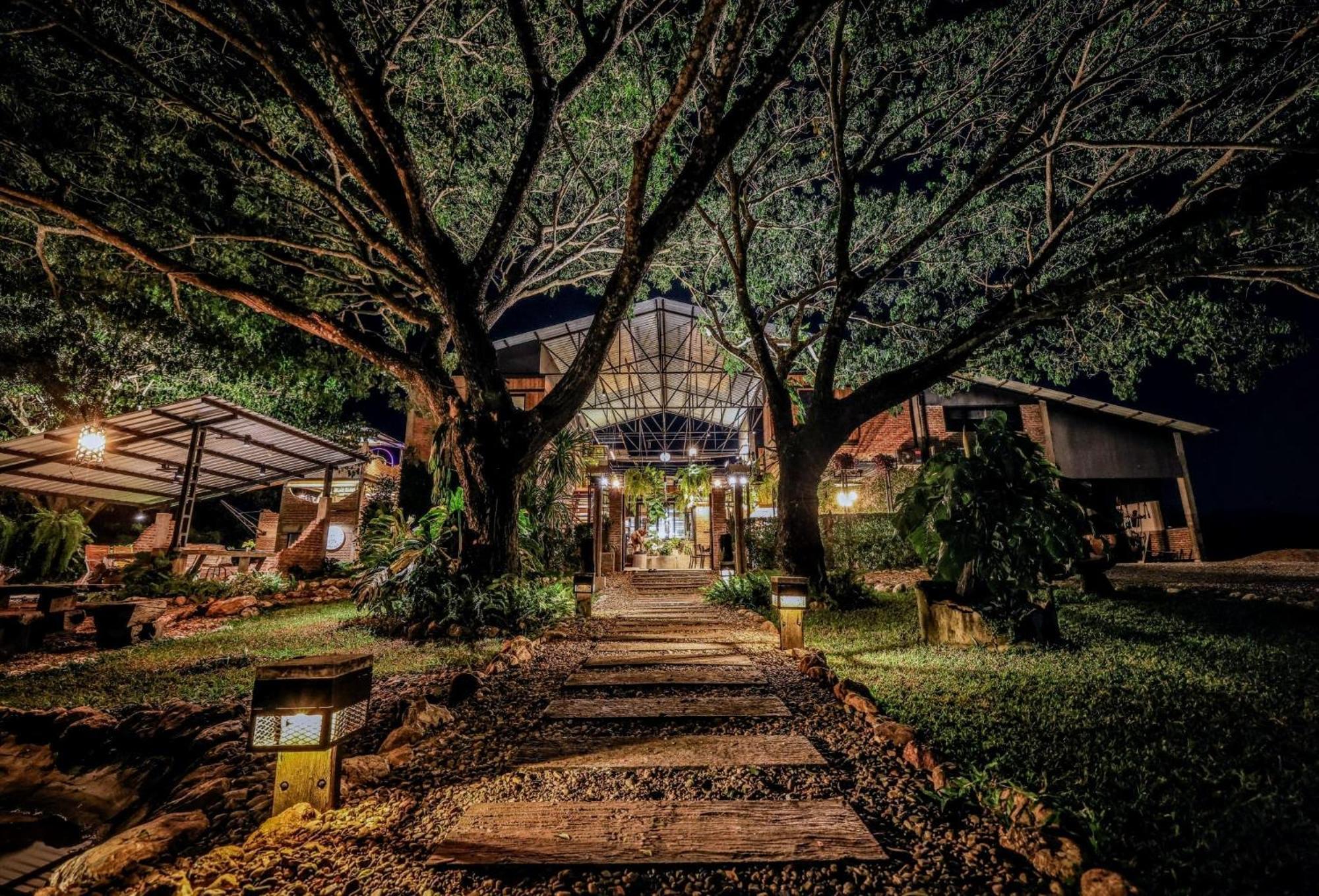Apartamento Suanglangna Phrae Exterior foto