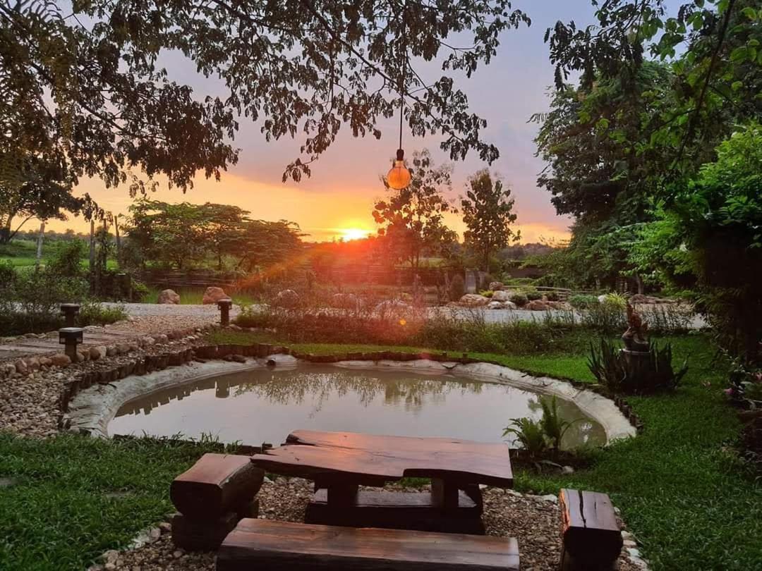 Apartamento Suanglangna Phrae Exterior foto